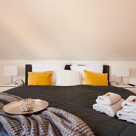 Apartmán Grosszuegig & Stilvoll Parkplatz ,Ruhige Lage, 5 Personen, Langzeit Paderborn Exteriér fotografie